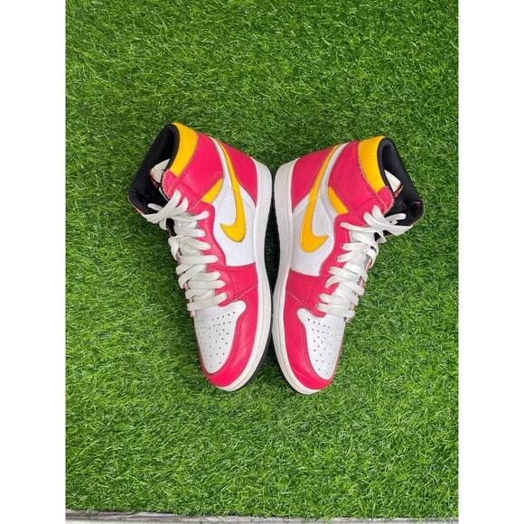 Air Jordan 1 Retro High OG Light Fusion Red Size Men’s 9 - Picture 4 of 6
